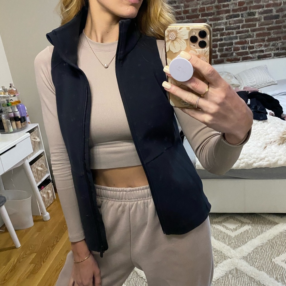 Lululemon Black Vest